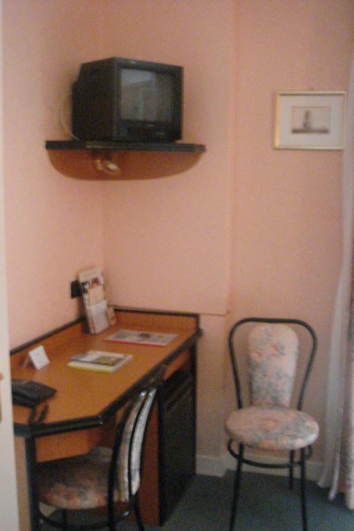 Hôtel La Poste à Vitry-le-François Extérieur photo
